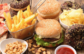 伤肝的食物都有哪些？盘点8类伤肝食物