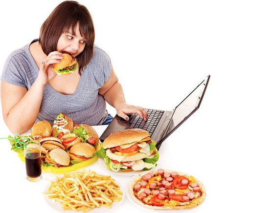 暴食与皮质醇的关系：压力大为何更容易暴饮暴食？