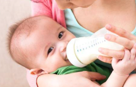 宝宝换奶粉好吗