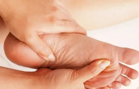 脚气脚臭用什么药泡最好