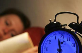 晚上睡不着觉老是胡思乱想怎么办